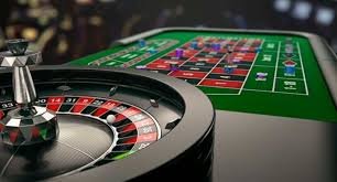 Meja Lightning Baccarat dengan dealer langsung di studio multi-kamera kazuya